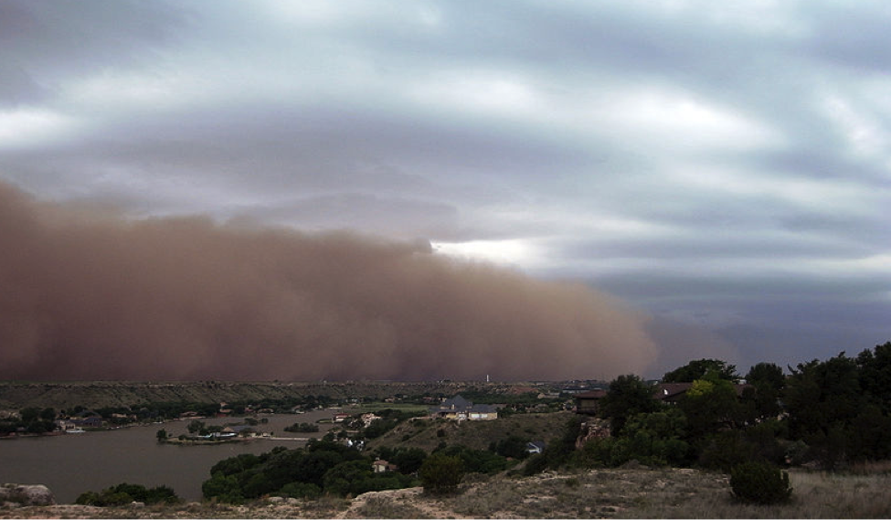 gust front dust cloud