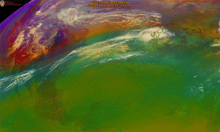 In questo video del satellite GOES-16 (GOES East), l'area verde è aria tropicale calda e umida, mentre le aree arancione e rossa sono aria polare fredda e secca.  La fascia d'aria in movimento tra i due è la corrente a getto polare.