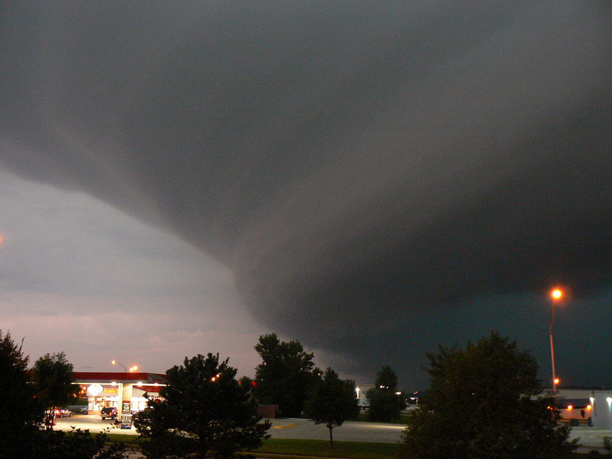 Derecho storm front approaching Sarpy County, Nebraska.