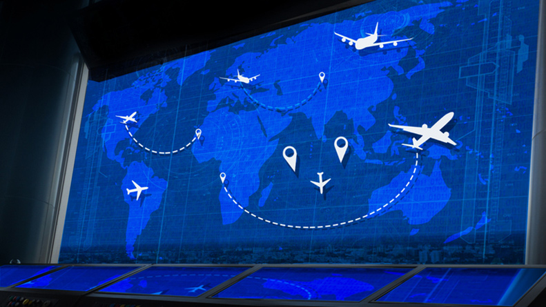 Simulation screen showing various flights routes map.